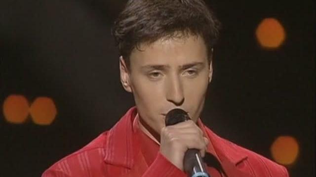 [图]Vitas《星星》现场版，这个现场版超帅，海豚音一出耳朵被征服了