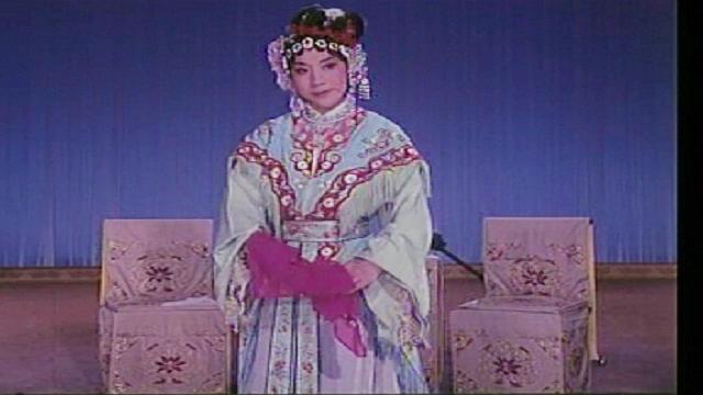 [图]京剧 盗魂铃不由得潘金莲怒恼眉梢 李慧芳 1976年 北京市京剧团