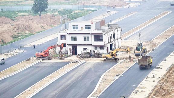 《历史人文》_“钉子户”把皇帝告上法院，法官的判决举国震动