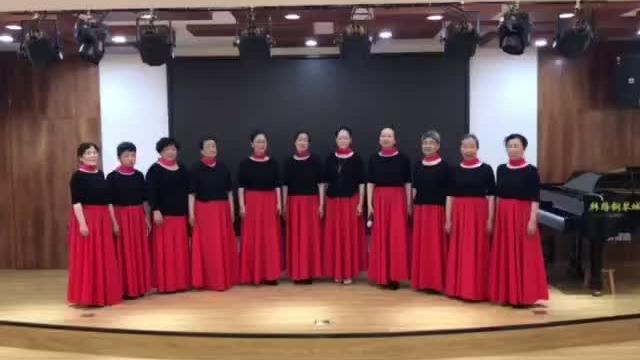 [图]小小音乐会，唱响经典红歌！歌颂我们伟大的祖国和幸福生活！