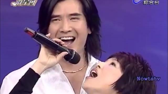 [图]6.2005年台视群星会费翔专场-2（《回忆》《SHE》）