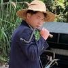 手扶农人头像