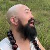 大胡子哥哥头像