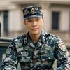 白杨树下的军姿头像