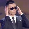 黑白（旭旭宝宝live）头像