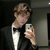 曾经发了疯的想。 关注必须回关头像