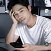 大步向钱头像