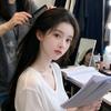 嘴替侠女头像