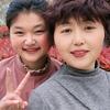 袁三姐带村花头像