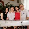 赵哥英子一家人头像
