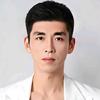徒步中的男人头像