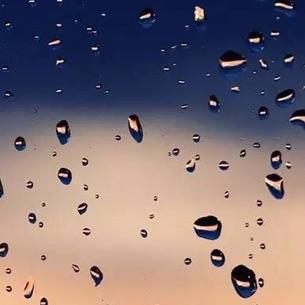 一粒尘埃cj头像