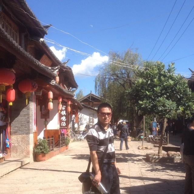 岁寒三友185631298头像