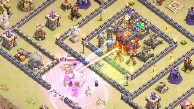 《皇室战争》10本部落战完美3星打法，无敌般的气球兵和巨石投手