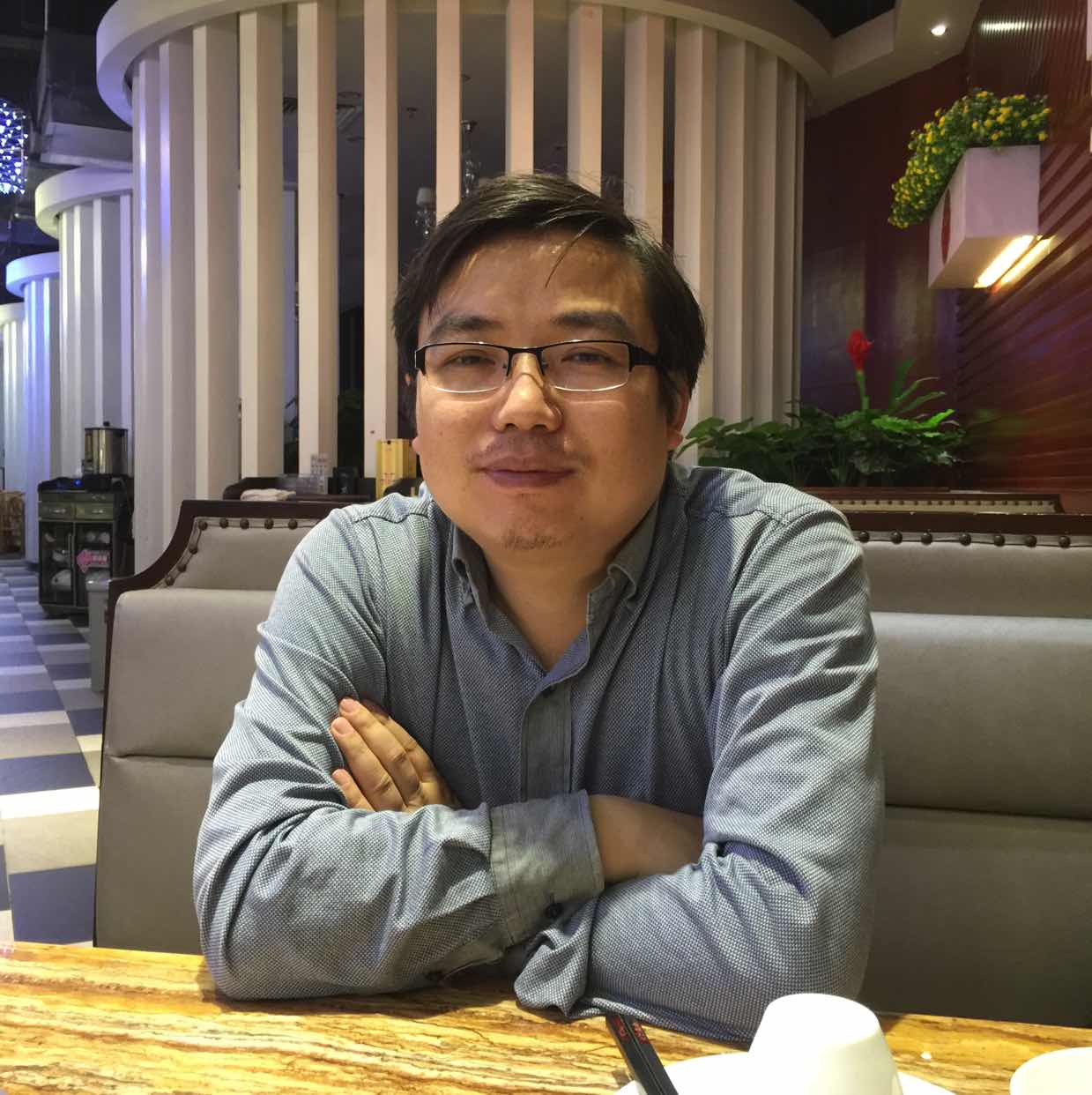 -A手机展示物料中心--陈先生头像