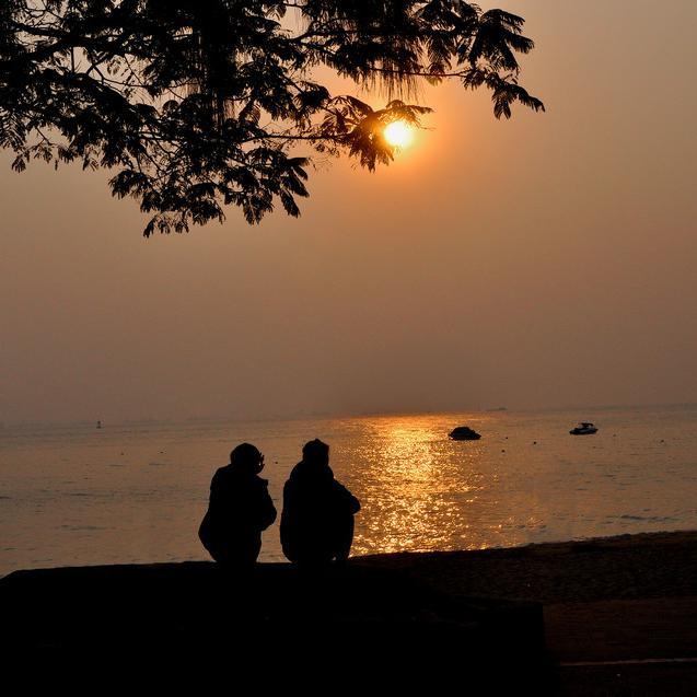 惜夕西下简介:夕阳无限好,只是近黄昏.看人生百态,悟人生真谛.