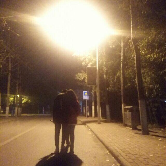 她是个神88头像