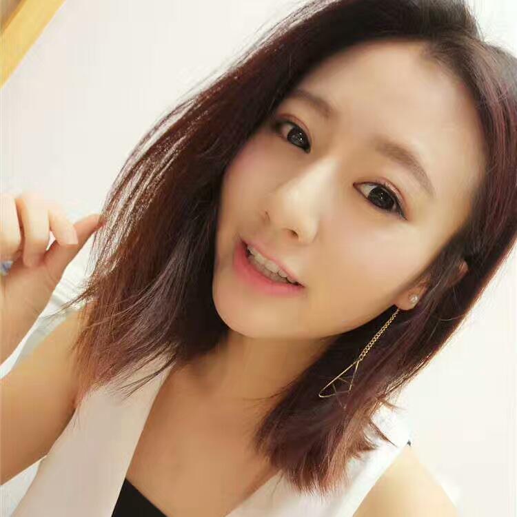小伙很强装头像