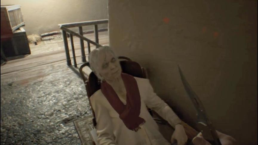 生化危机7 老太太伊芙琳哼着歌曲 让人毛骨悚然