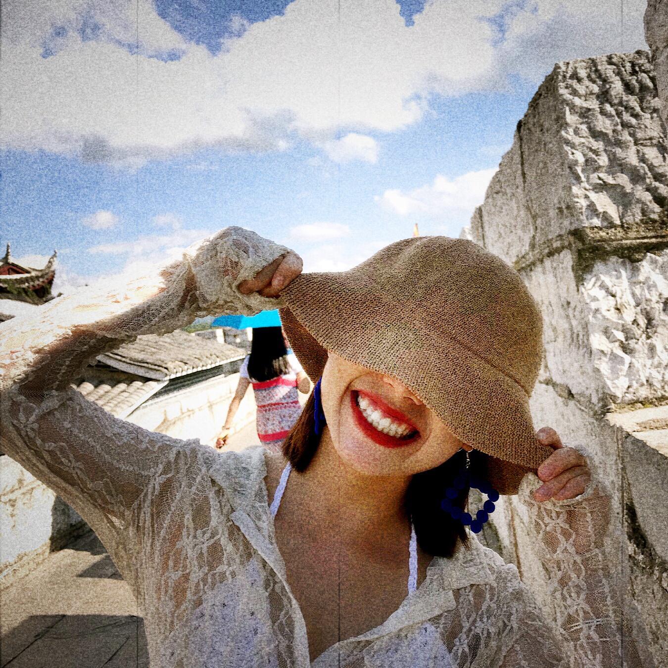 老丸子咩头像