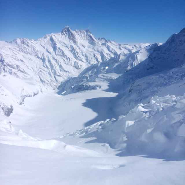 雪山冰封頭像