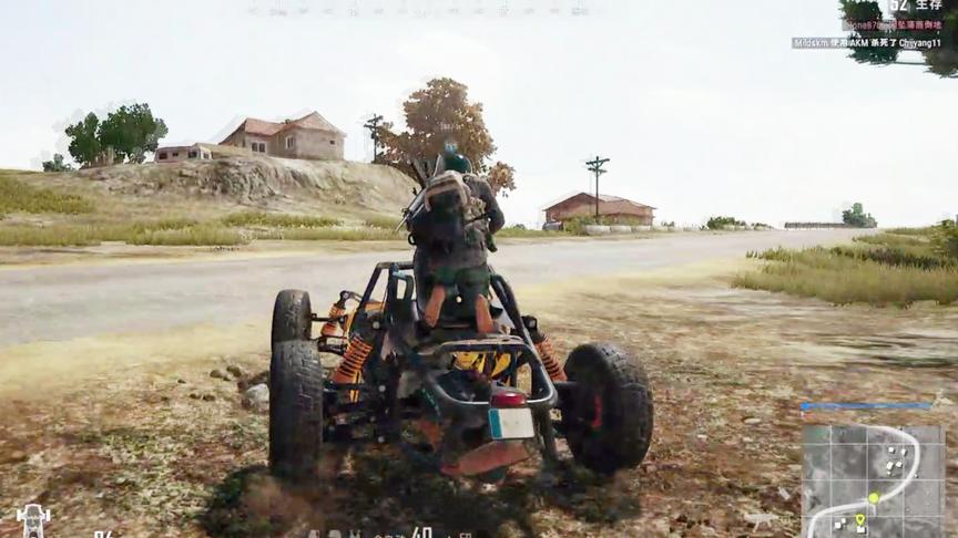 吴宝宝玩绝地求生终于吃到鸡 全程搞笑零输出 直接靠队友躺赢