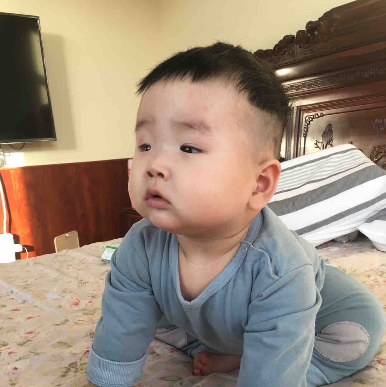 菲菲121111头像