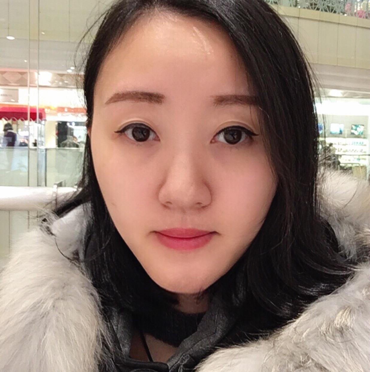 纪妞头像