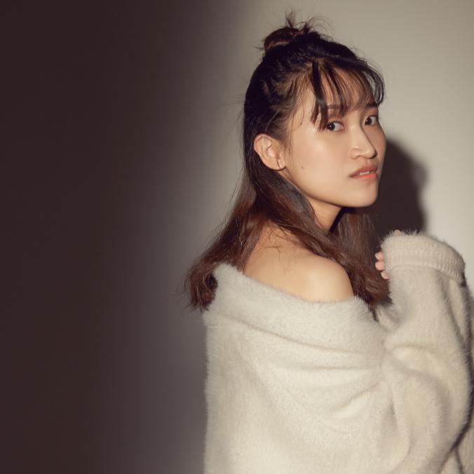 喜欢动手的小女孩头像