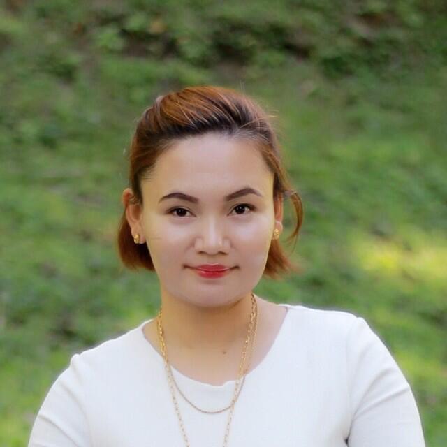 吐尔逊娜依61头像