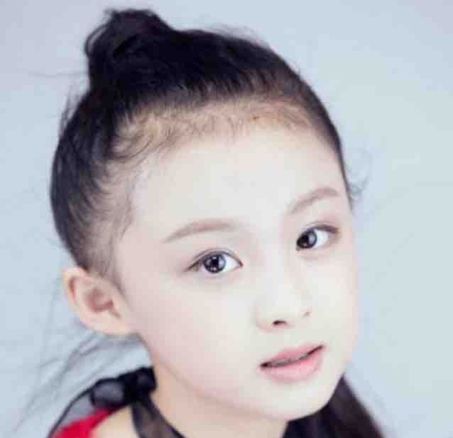 周漾玥33头像