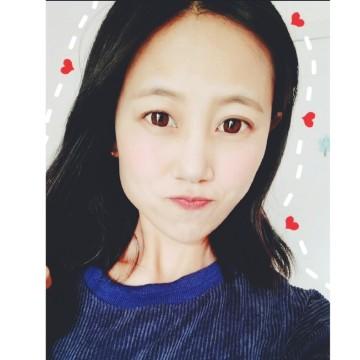 小五花兒头像