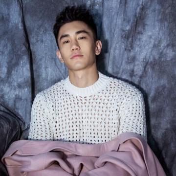 青鸟飞鱼上善若水头像