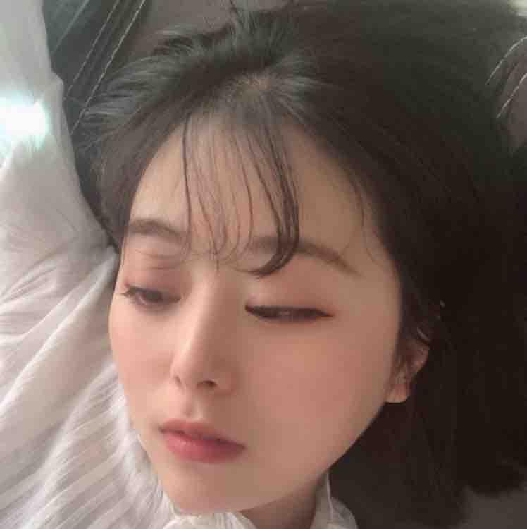 奋斗小青年果儿头像