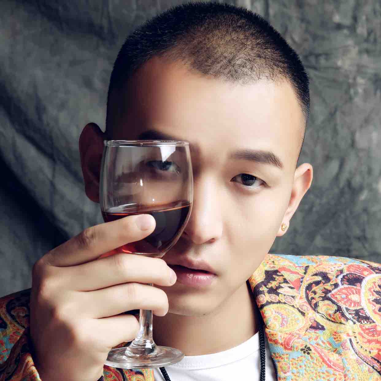 华语男歌手无耻头像