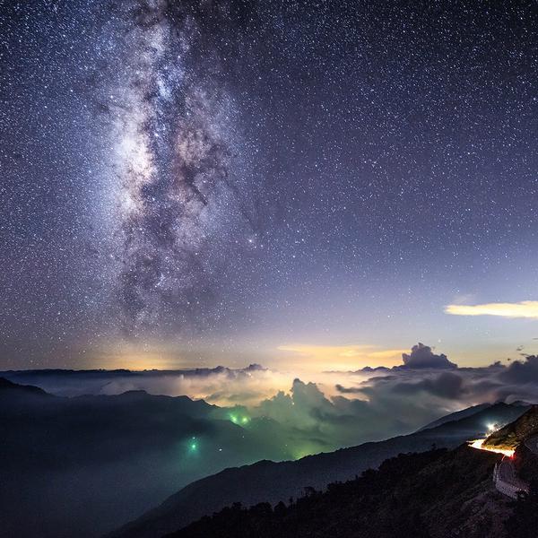 背后一片荒芜殷头像