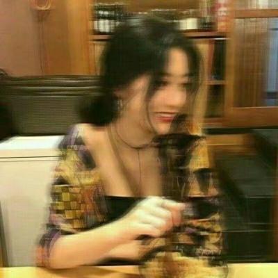 莉莉技术宅头像