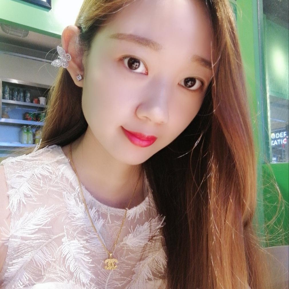 小璇的日常Vlog头像