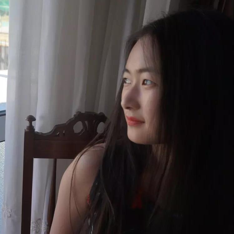顾娘Rita头像