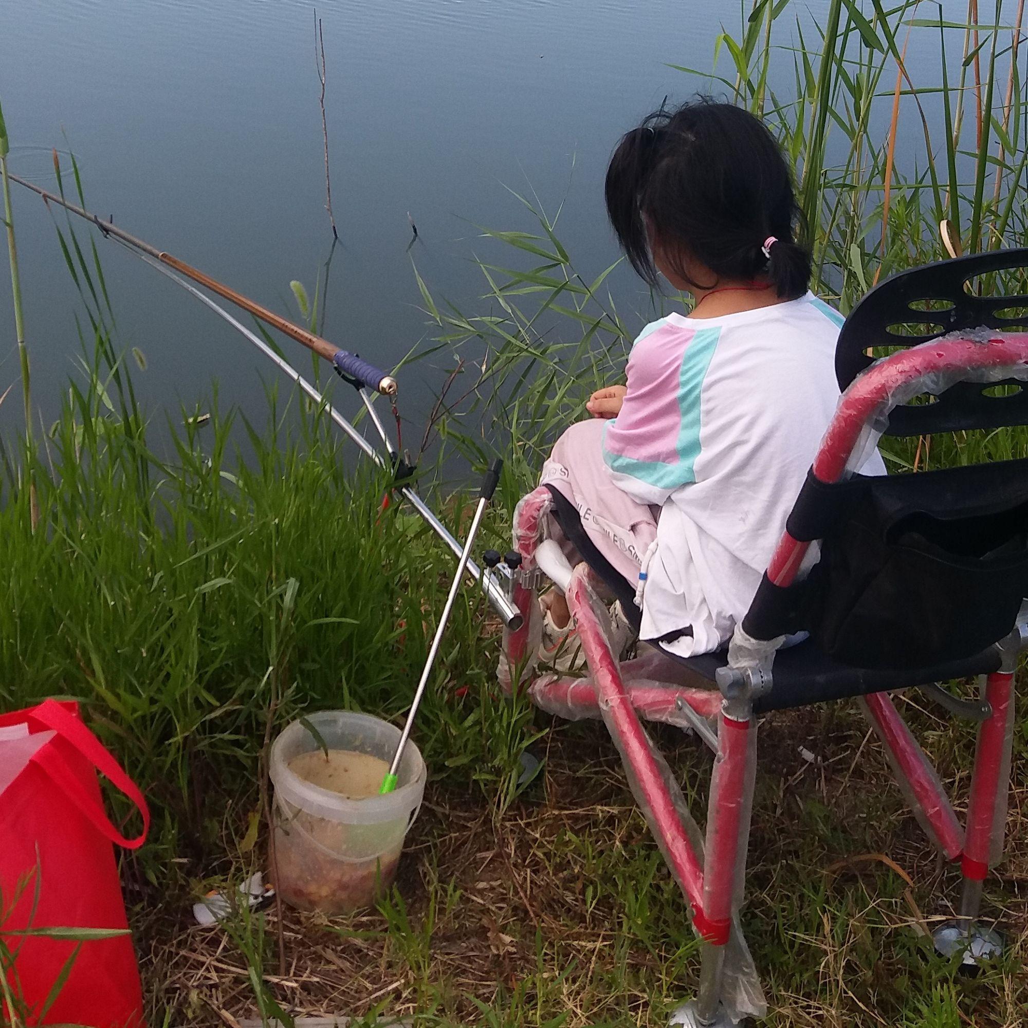没事带小孩头像