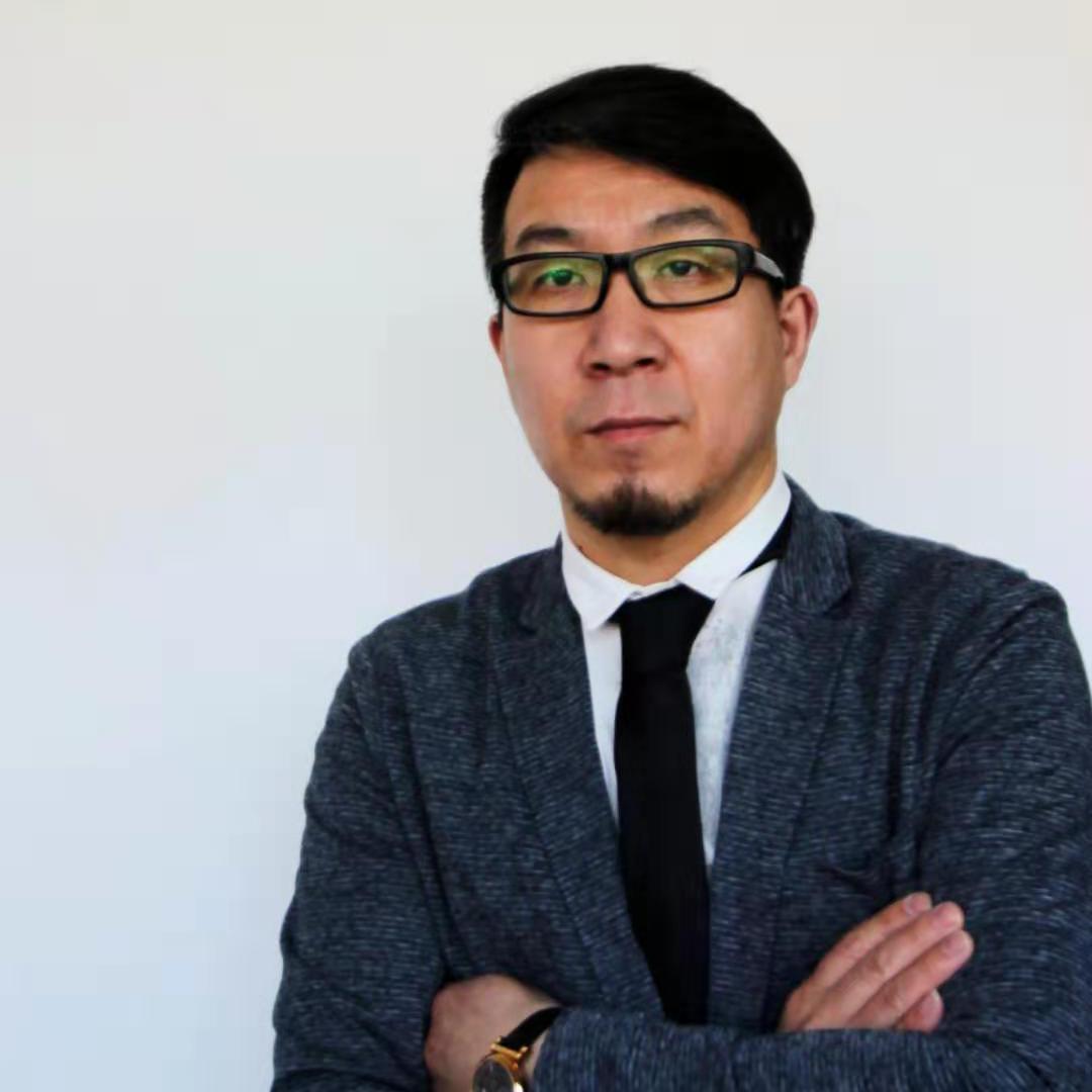 培植室内设计师头像