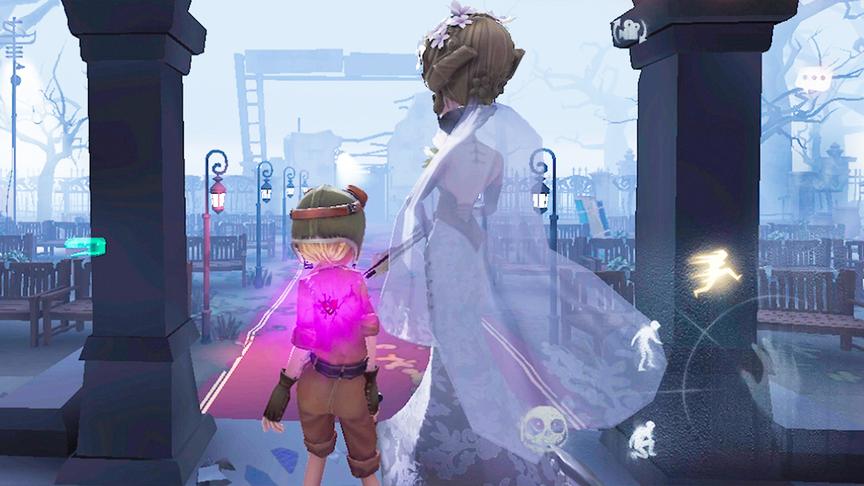 第五人格：红蝶送我出大门又回到教堂时，我似乎发现了她的秘密！