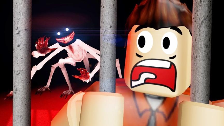 小飞象解说 Roblox越狱故事模拟器 出现可怕怪物！疯狂监狱逃生！