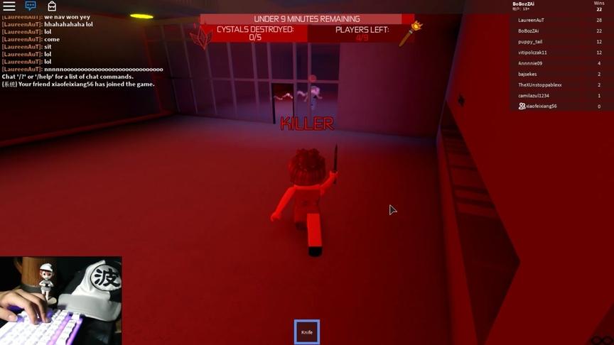 roblox虚拟世界“红衣女孩”：刚来就当红衣女孩！而且周围全是人